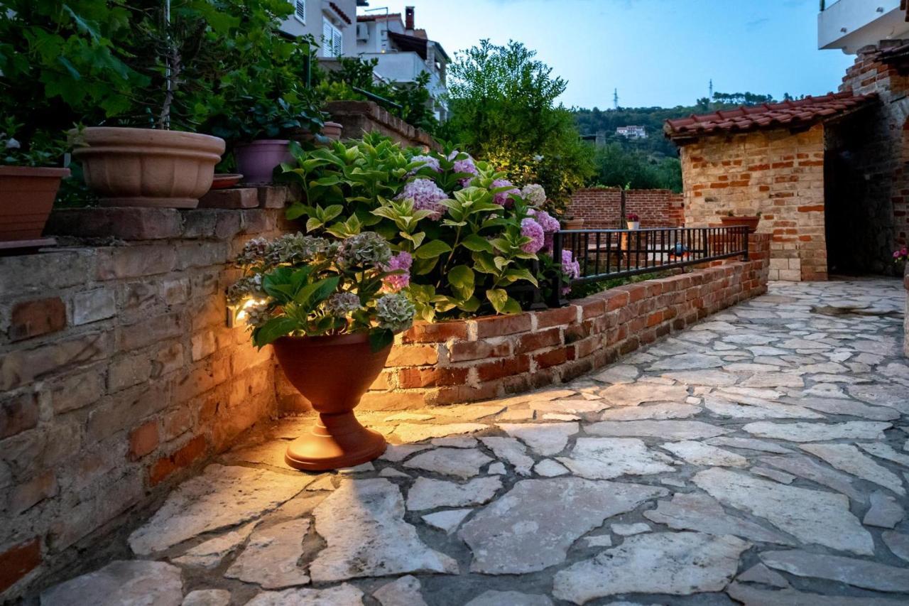 Grguric Apartments Palit Esterno foto