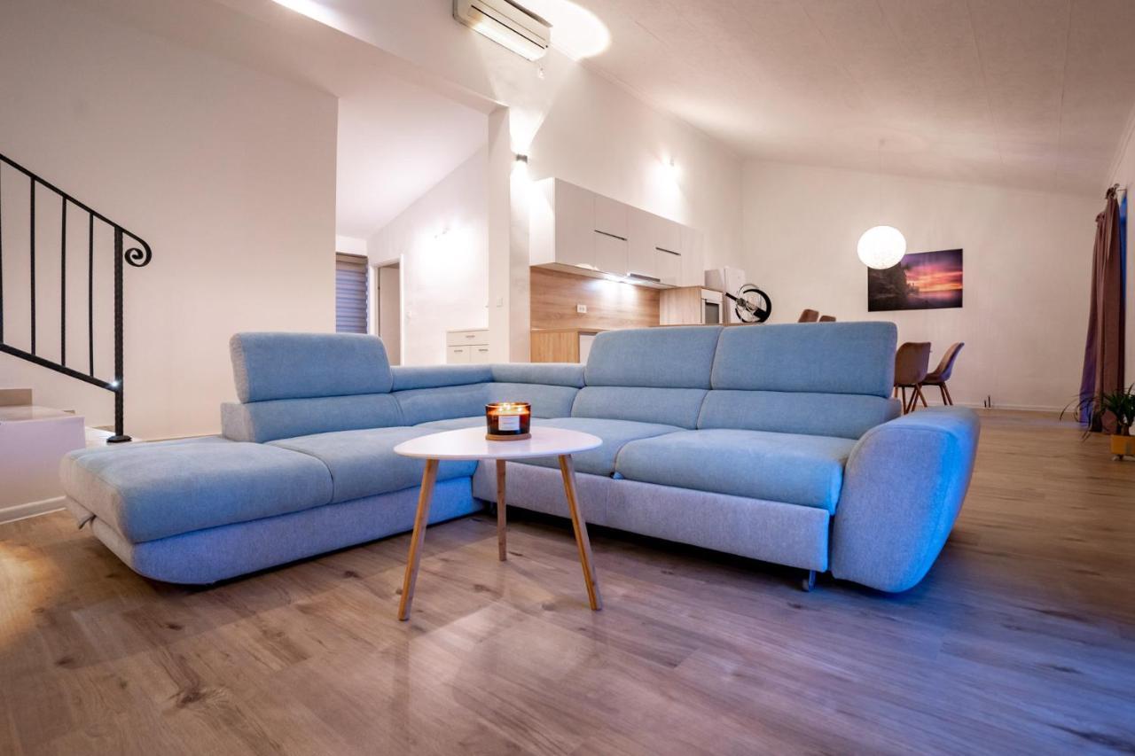Grguric Apartments Palit Esterno foto