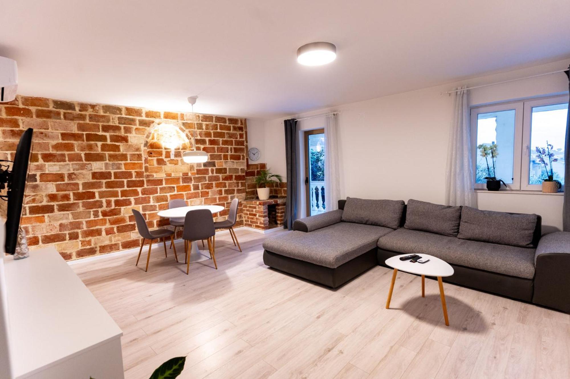 Grguric Apartments Palit Esterno foto